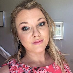 Meet your Posher, Aisling